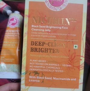 Modernica naturals nicumin black Sea brightening face cleansing jelly